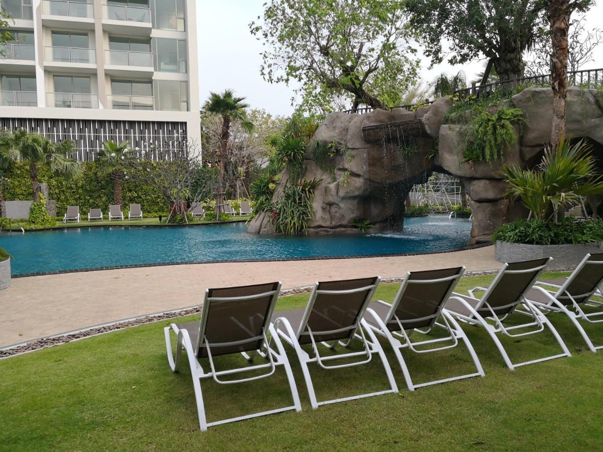 The Riviera Wongamat Hong Apartment Патая Екстериор снимка
